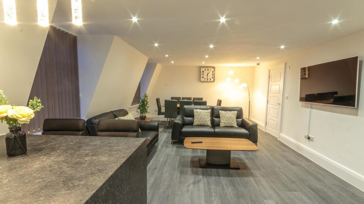 3 Bed - The Regency By Pureserviced * Plymouth