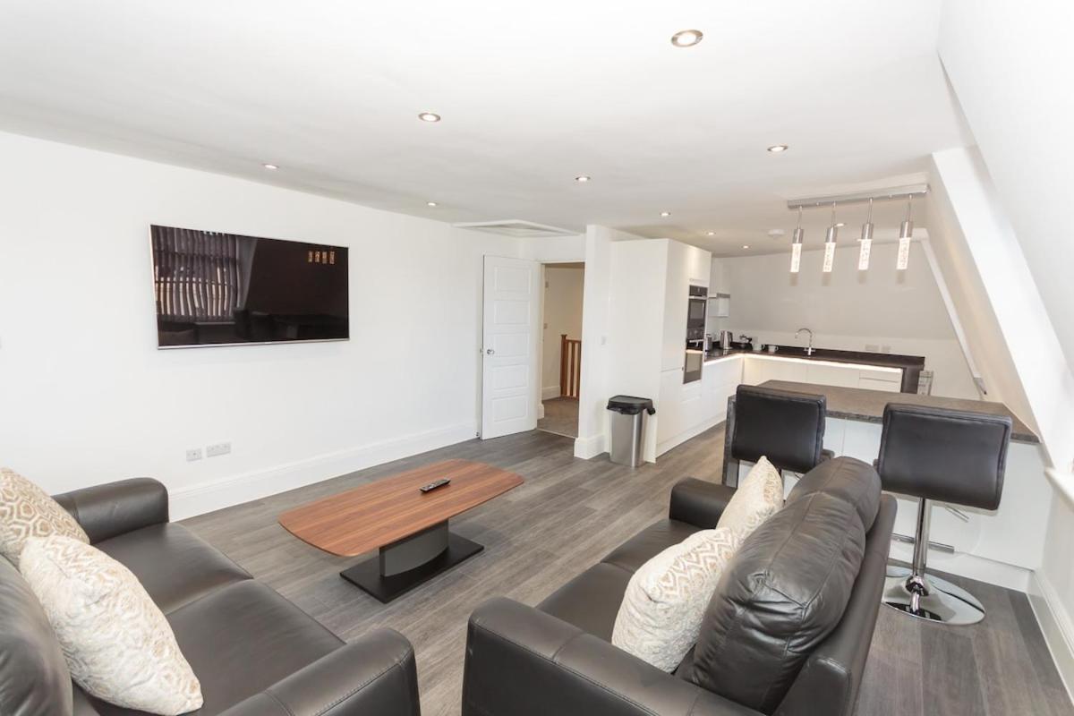 3 Bed - The Regency By Pureserviced Holiday home
